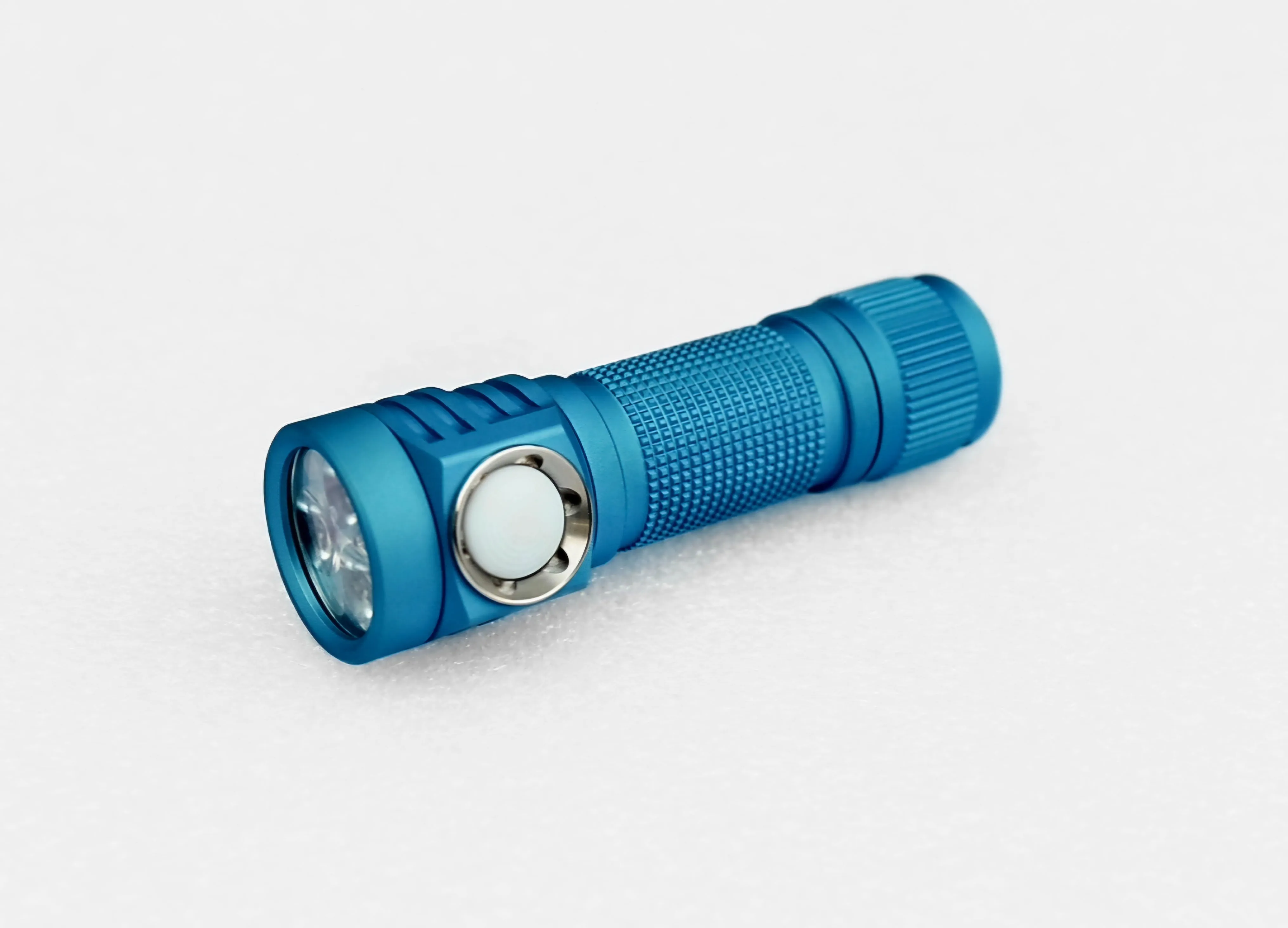Emisar D3AA AA/14500 6 X LED 365NM UV Mule Compact LED Flashlight