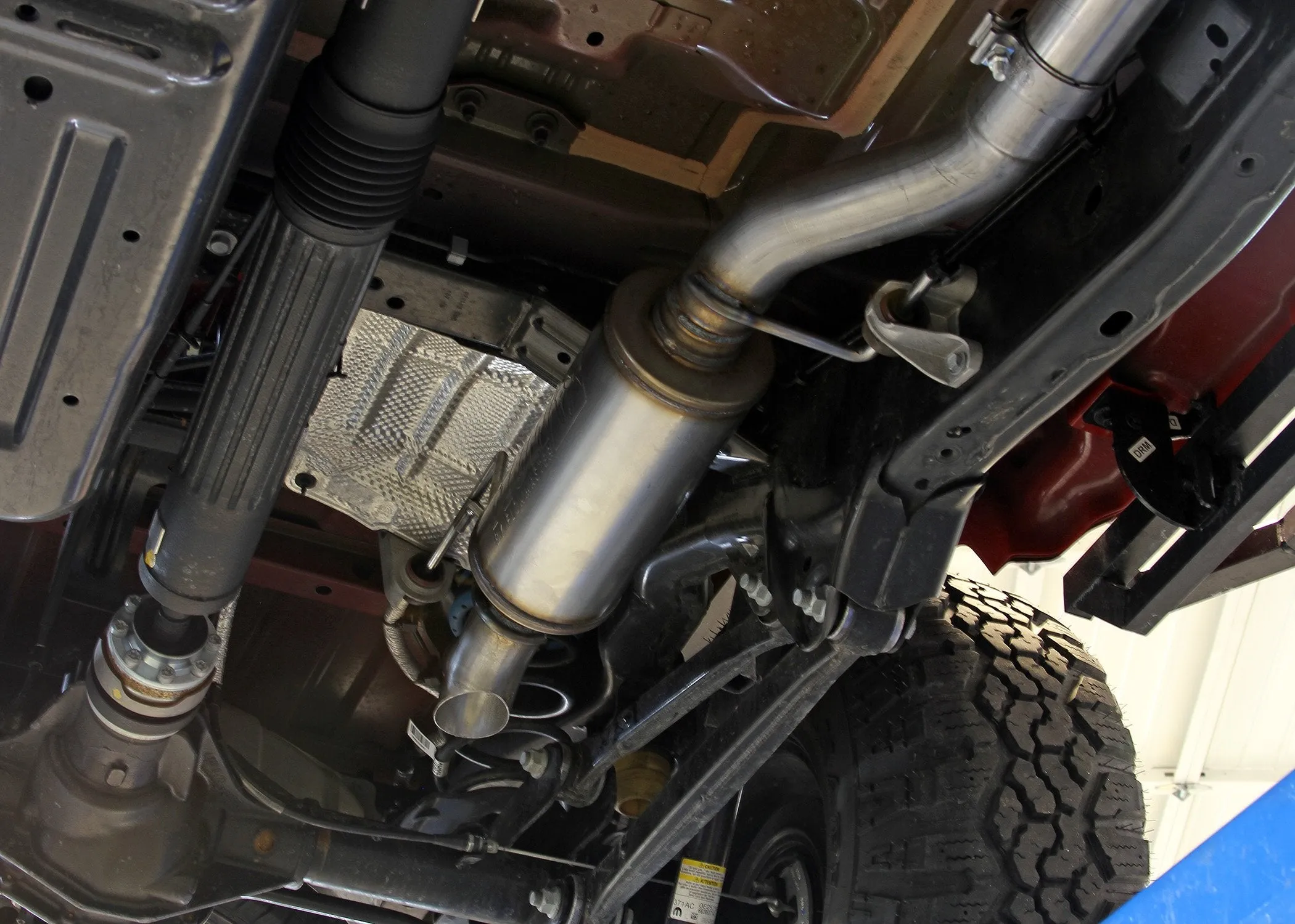 Flowmaster Exhaust Jeep Gladiator JT 3.6L (20-23) 3.0" Catback - Flow FX 717969